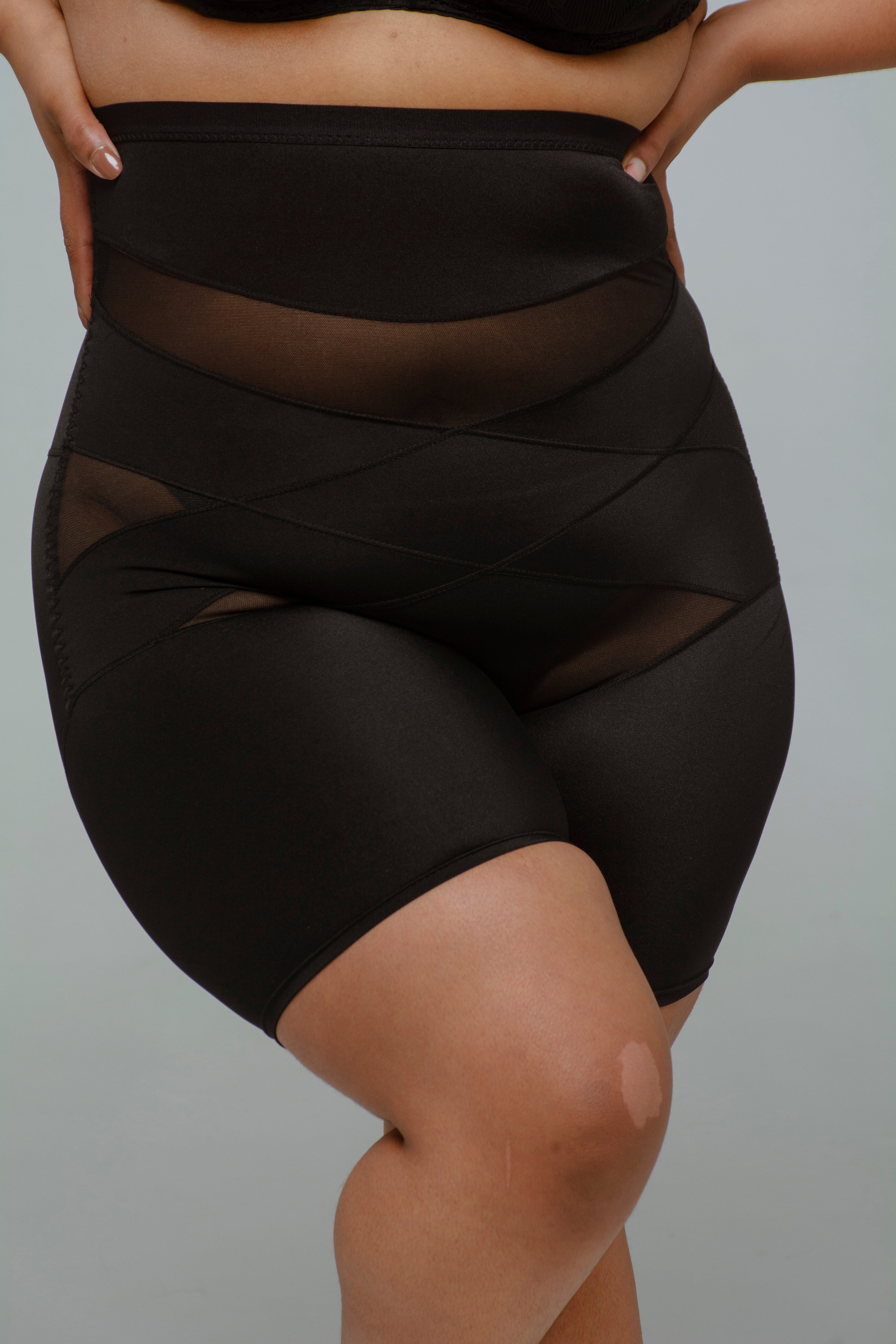 Scuplting Cross Body High Shorts